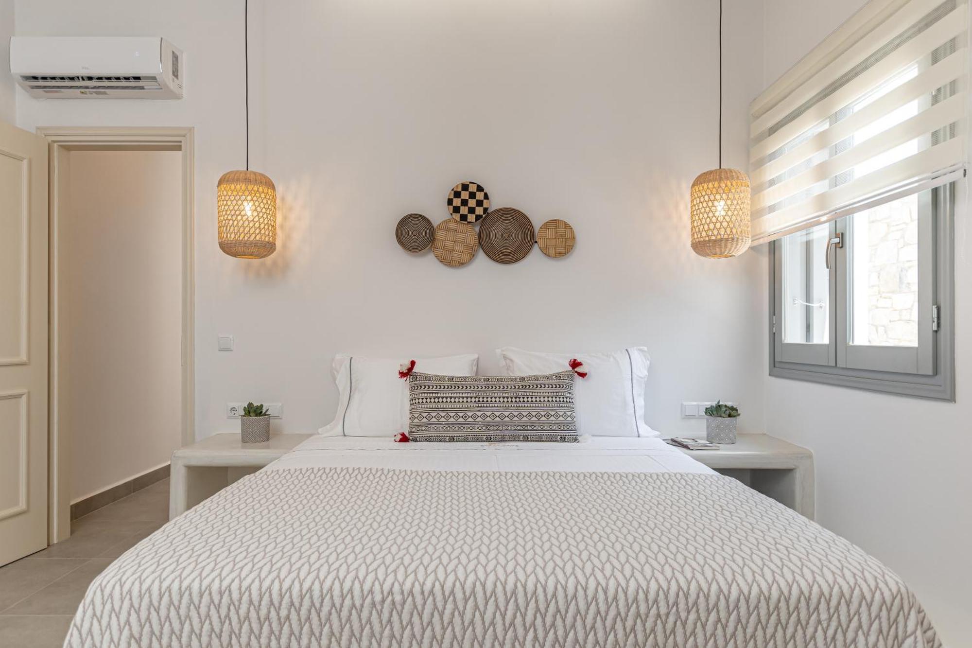 Porto Dema Luxury Suites Schoinoussa Exteriör bild
